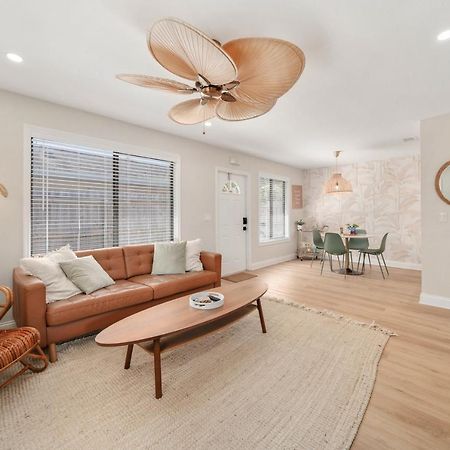 Luxury Villa 3 Blocks From The Beach With A Pool, Fire Pit And Outdoor Oasis Cape Canaveral Eksteriør billede
