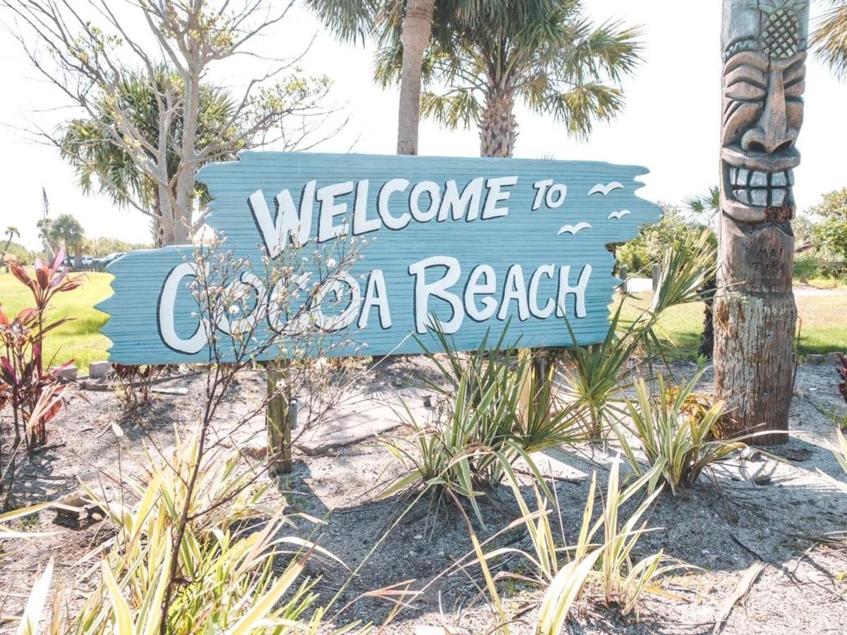 Luxury Villa 3 Blocks From The Beach With A Pool, Fire Pit And Outdoor Oasis Cape Canaveral Eksteriør billede